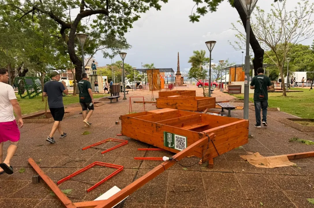 Por el mal tiempo, suspendieron la segunda jornada de la Feria de Turismo de Misiones