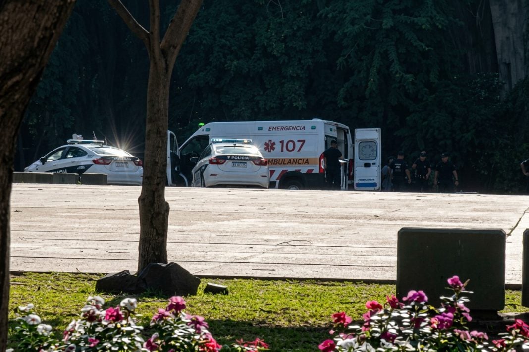 Un hombre cayó desde la Cascada Artificial de Posadas y permanece grave en el hospital: investigan si fue empujado