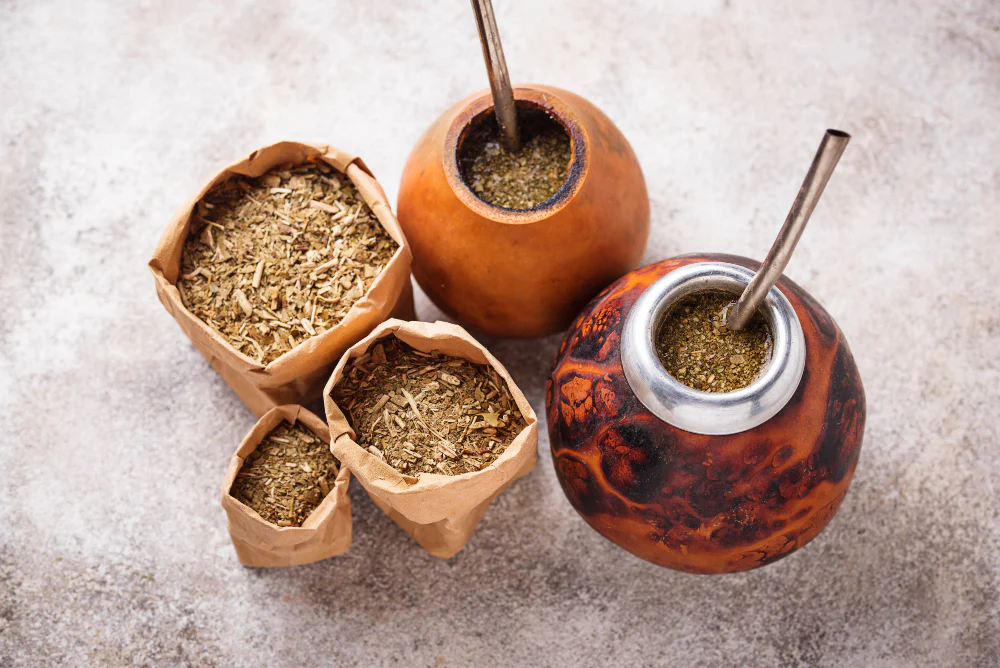 De la chacra misionera al fitness europeo: cómo reinventan la yerba mate afuera