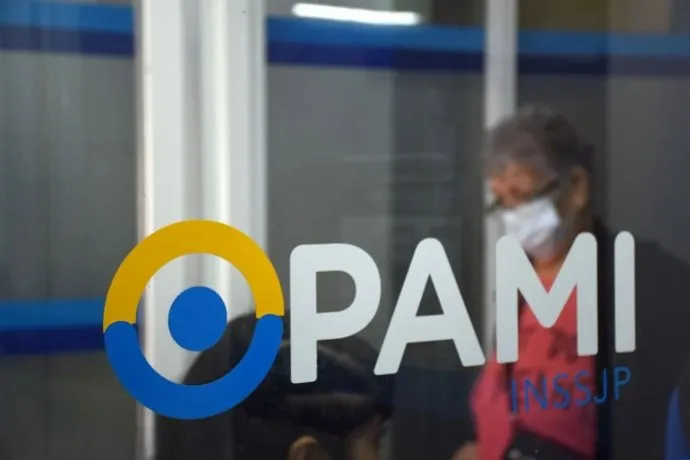 Médicos del Pami rechazan al nuevo esquema de pagos que recorta ingresos a la mitad
