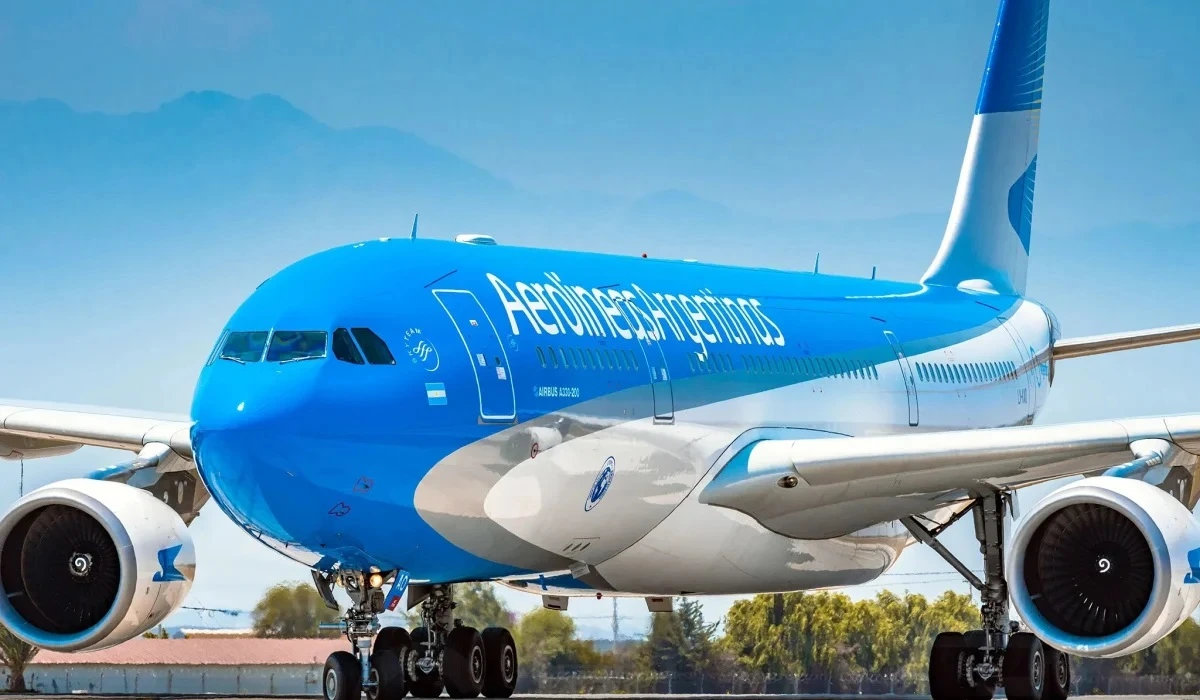 Los drásticas medidas en los pasajes aéreos que implementó Aerolíneas Argentinas