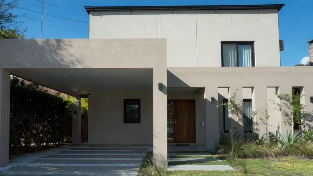 La Justicia confirmó gastos por US$245 mil en refacciones de la casa de Manuel Adorni en Indio Cuá