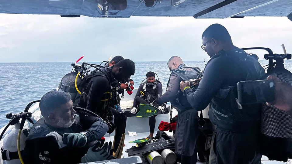 Hallaron a los cuatro buceadores italianos fallecidos en una cueva submarina en Maldivas