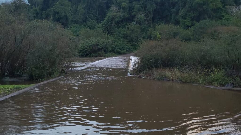 Parque Provincial Moconá cerrado y paseos náuticos suspendidos por desborde del arroyo Yabotí