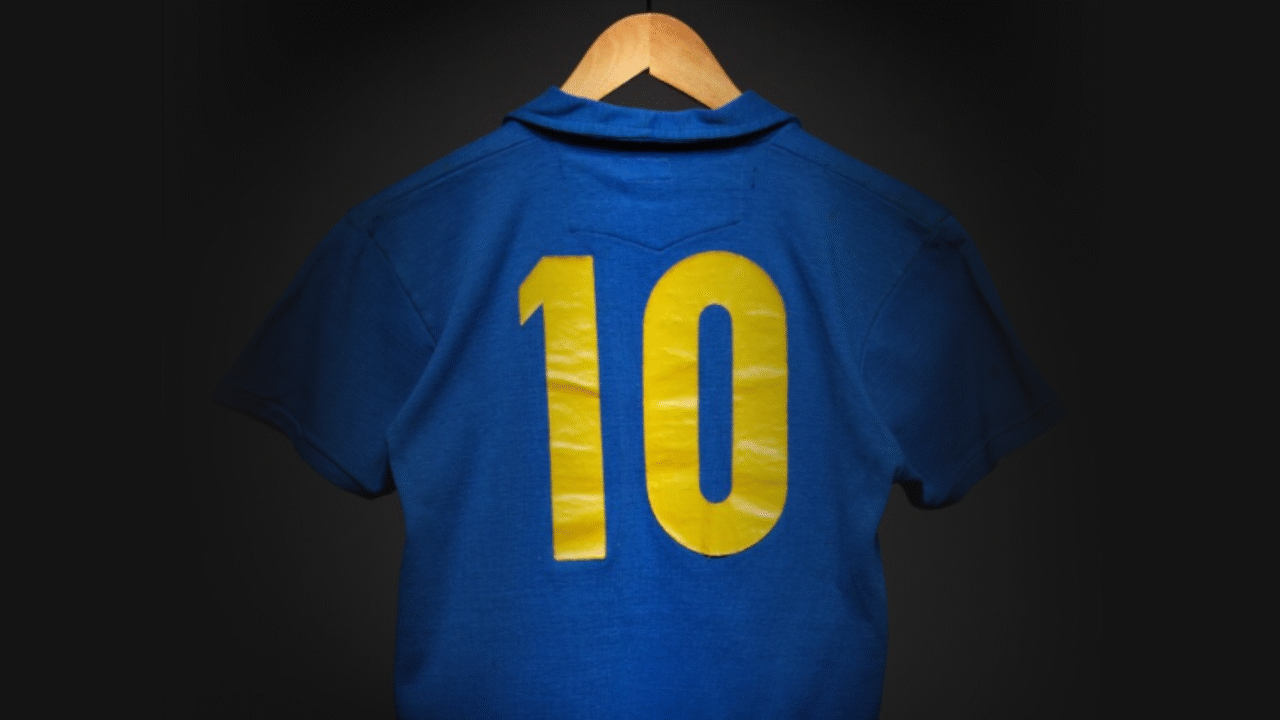 Subastan la mítica camiseta de Pelé del Mundial 1958