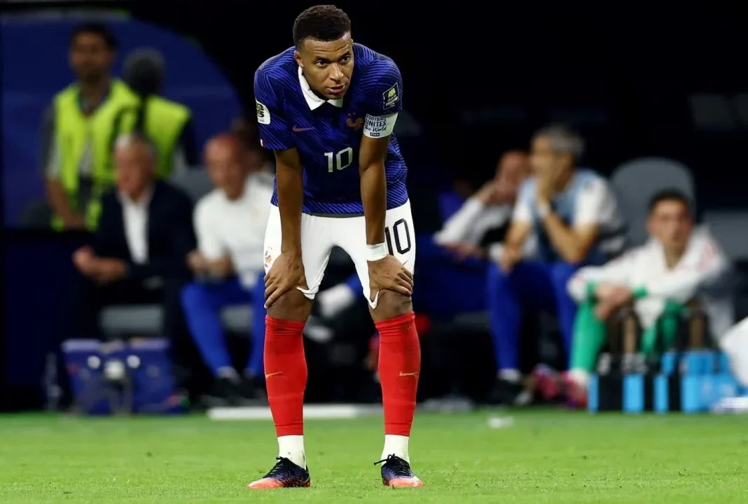 La frustración de Mbappé tras la derrota de Francia: bronca y tristeza luego de perder ante España