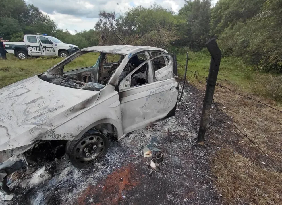 Habrían identificado a presuntos homicidas tras hallazgo de un cuerpo calcinado