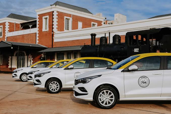 Taxis sin taxímetro: aumentan las quejas y explican cómo se determina el precio